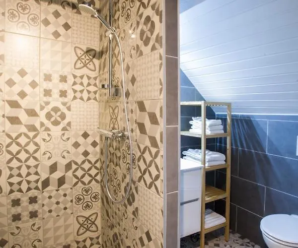 Les Tournesols Avec Climatisation *